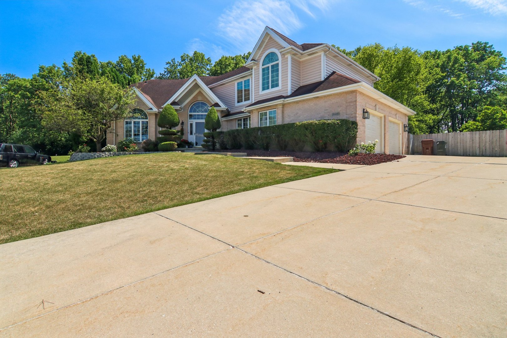 21455 Georgetown Road Frankfort, IL 60423 - Photo 2 of 53 Gallery Image 2