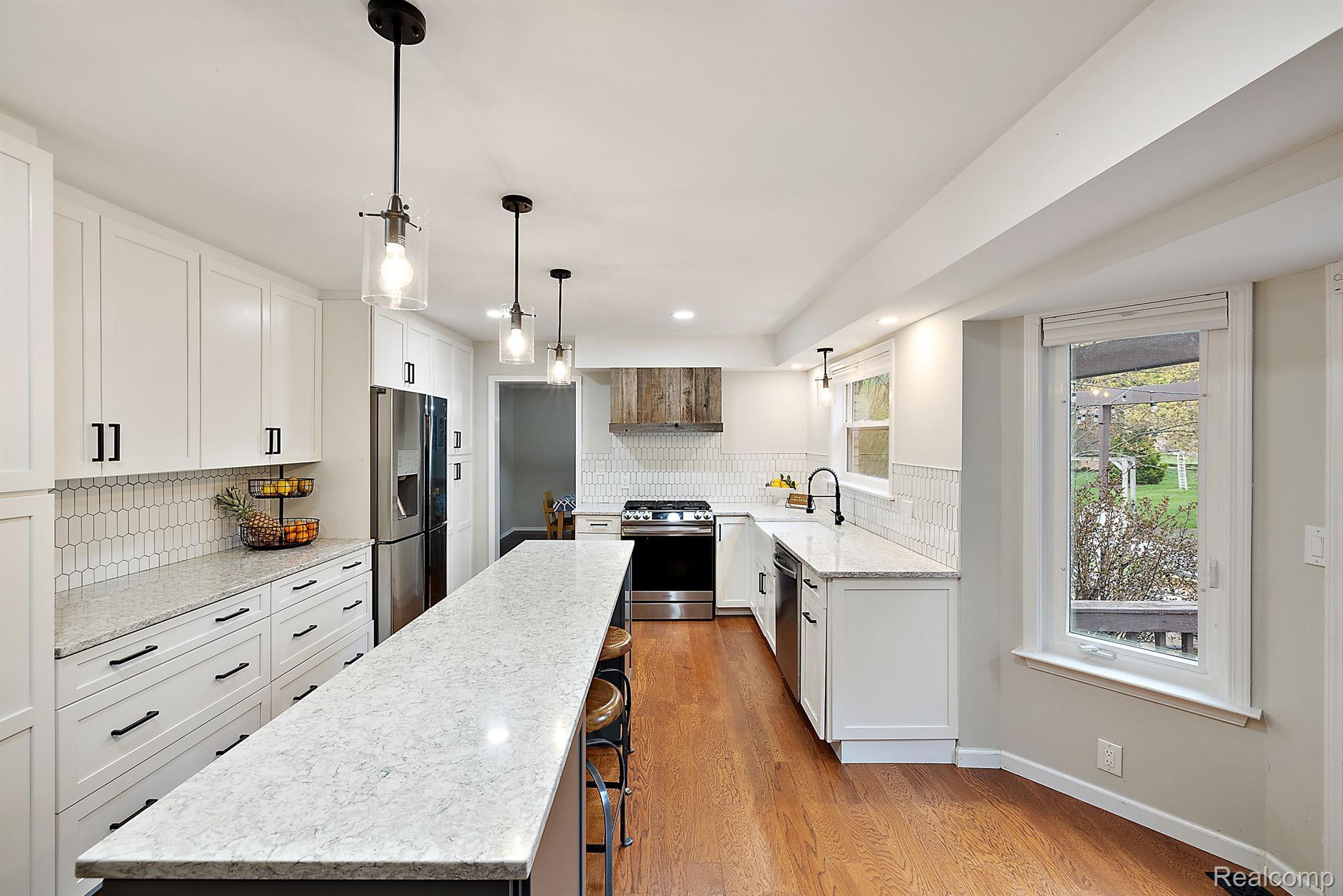3150 Doral Rochester, MI 48309 - Photo 5 of 45 Gallery Image 5