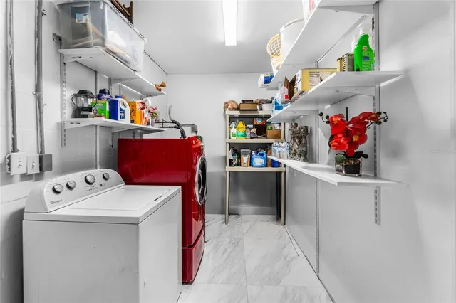 $420,000 | 1539 Highcrest Circle, Valrico, FL 33596