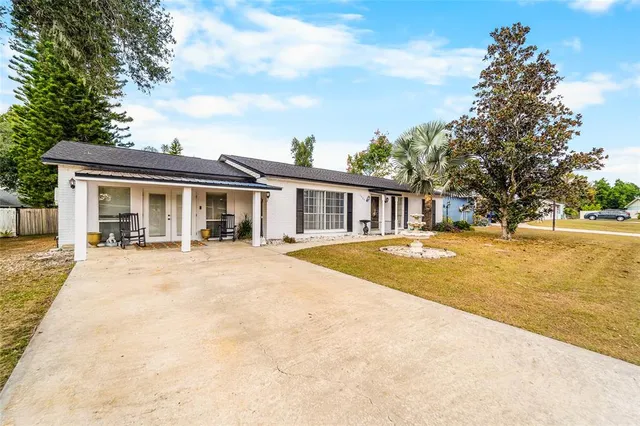 $420,000 | 1539 Highcrest Circle, Valrico, FL 33596