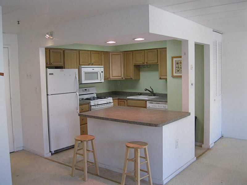 5 Bayard Road, Unit 408 Shadyside, PA 15213 - Photo 9 of 13 Kitchen.