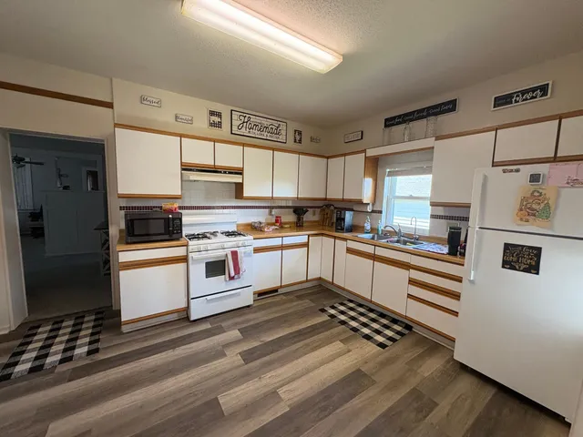 $86,500 | 109 7th Street North, Danvers, MN 56231