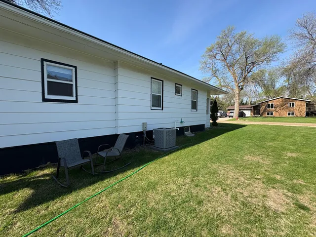 $86,500 | 109 7th Street North, Danvers, MN 56231