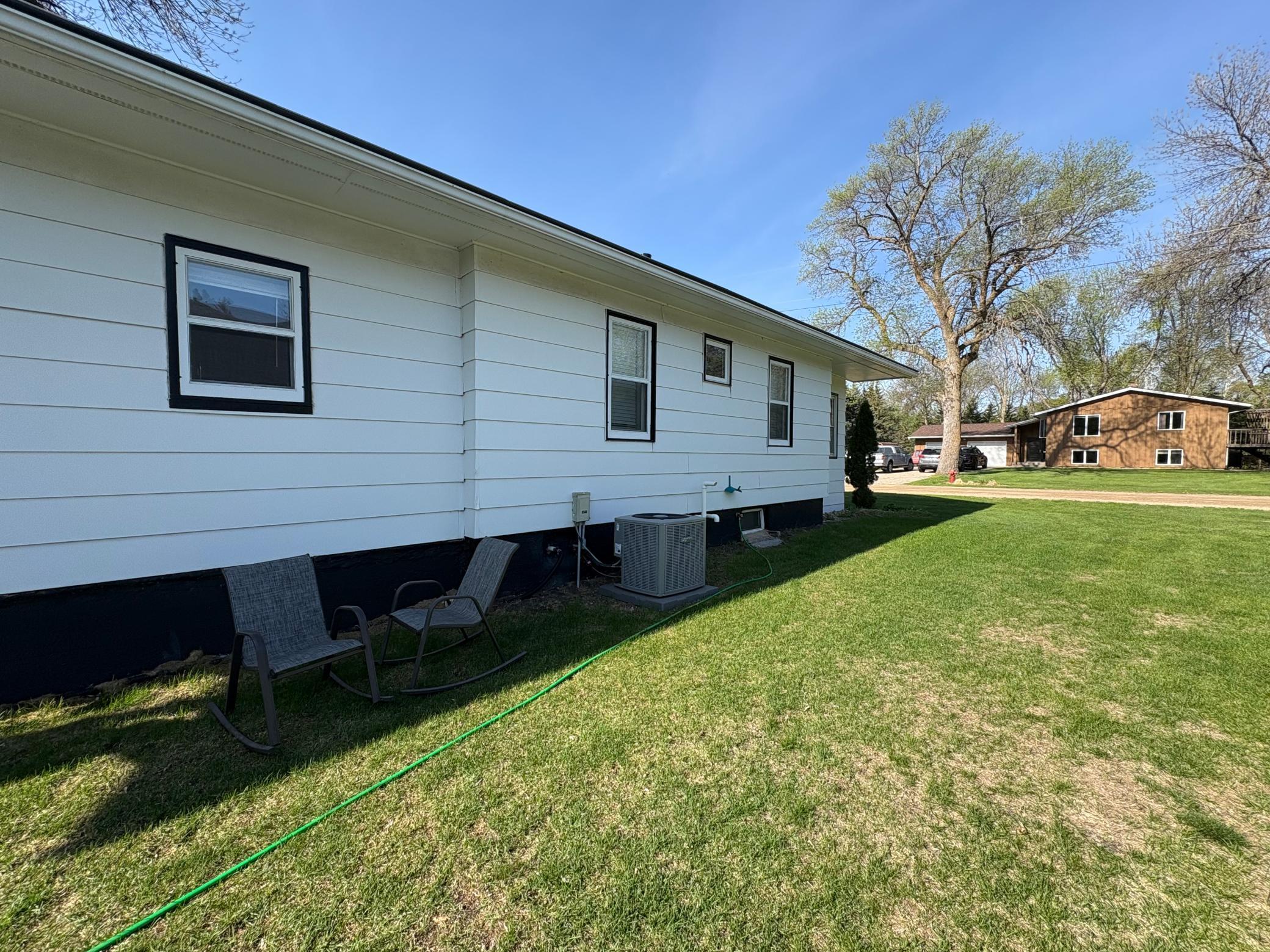 109 7th Street North Danvers, MN 56231 - Photo 4 of 37