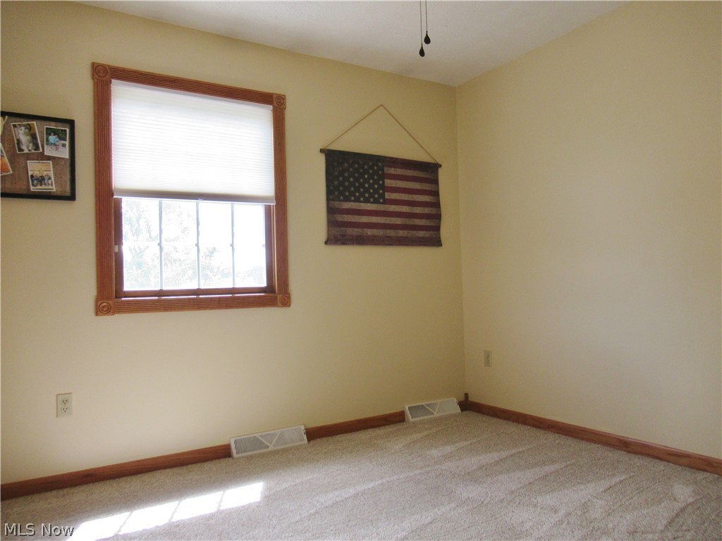 6536 Lake Road Medina, OH 44256 - Photo 15 of 35 Bedroom