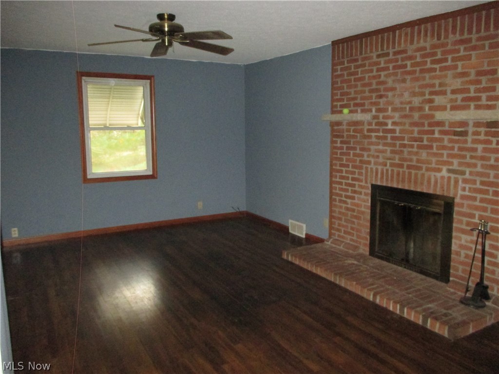 8670 Taylor May Road Chagrin Falls, OH 44023 - Photo 3 of 18 Gallery Image 3