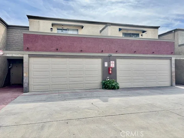 $3,795 | 17181 Elm Lane, Unit 1, Huntington Beach, CA 92647
