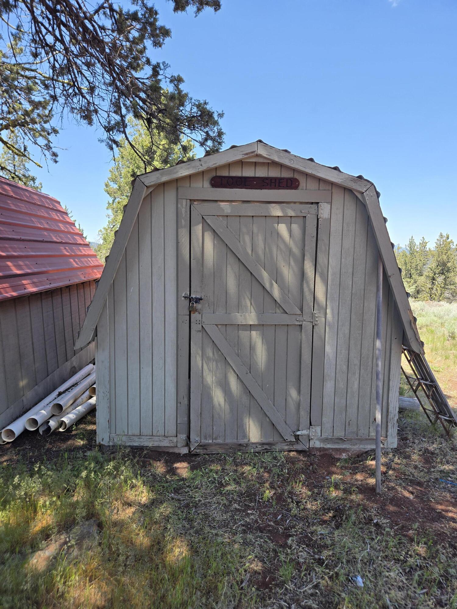 5520 Andrews Road Dorris, CA 96023 - Photo 29 of 56 Shed