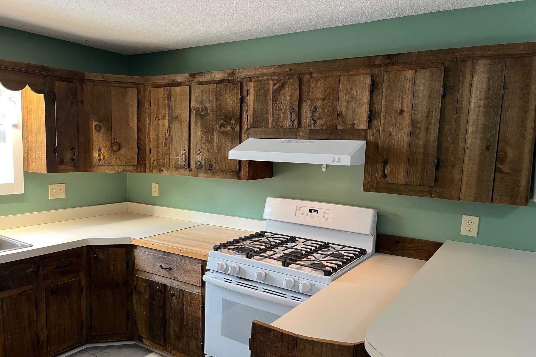 37 Sangamon Road Pittsford, VT 05763 - Photo 15 of 41