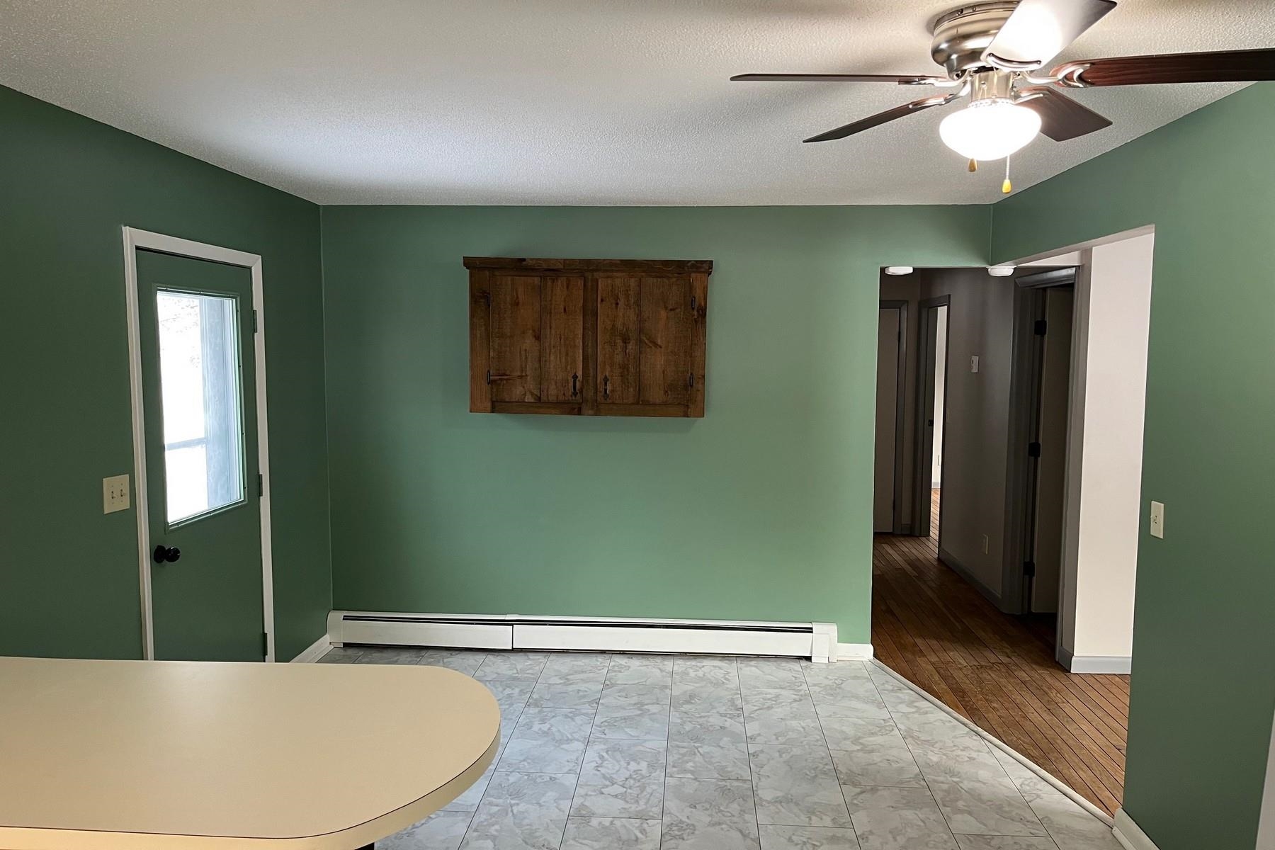 37 Sangamon Road Pittsford, VT 05763 - Photo 18 of 41