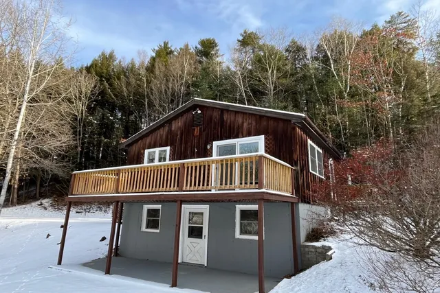 $235,000 | 37 Sangamon Road, Pittsford, VT 05763