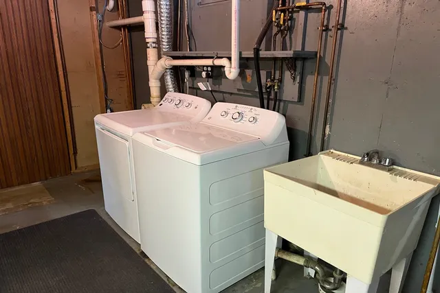 $235,000 | 37 Sangamon Road, Pittsford, VT 05763