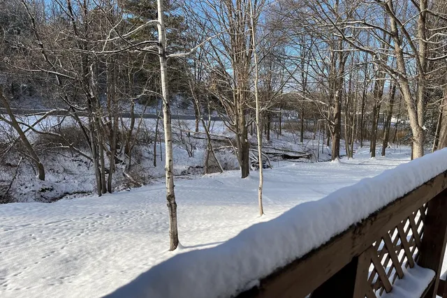 $235,000 | 37 Sangamon Road, Pittsford, VT 05763