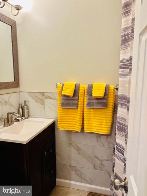 623 18th Street Northeast Washington, DC 20002 - Photo 4 of 9 Bathroom