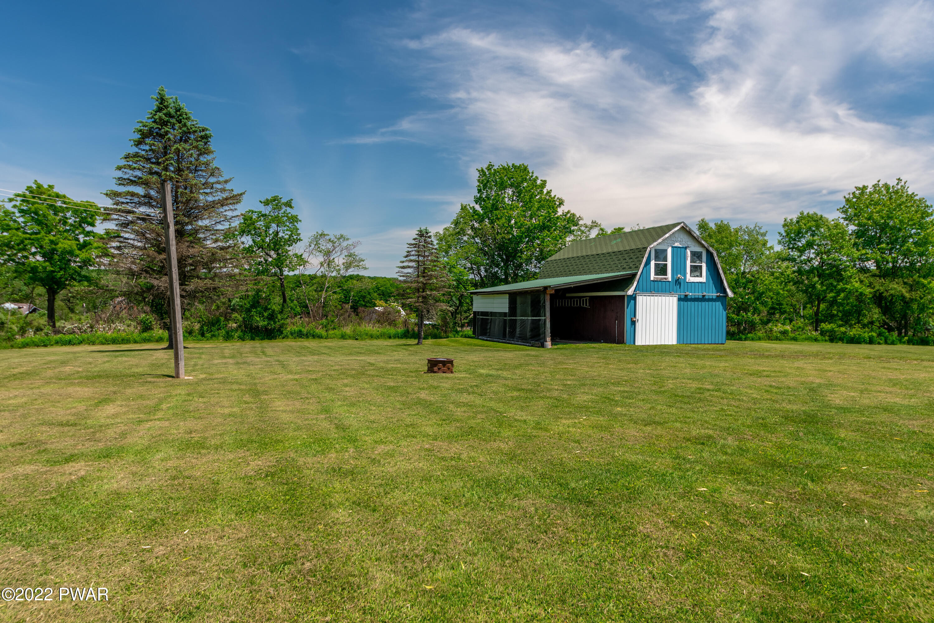 barn_-7