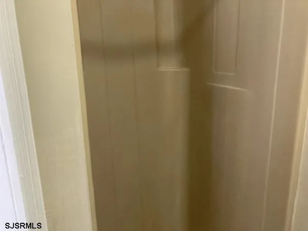 $950 | 103 South Little Rock Avenue, Unit 3A, Ventnor City, NJ 08406