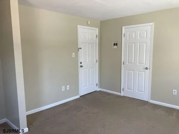 $950 | 103 South Little Rock Avenue, Unit 3A, Ventnor City, NJ 08406