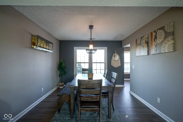 $399,900 | 6626 Manchester Drive, Fishers, IN 46038