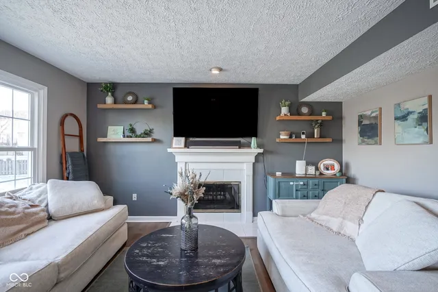 $399,900 | 6626 Manchester Drive, Fishers, IN 46038