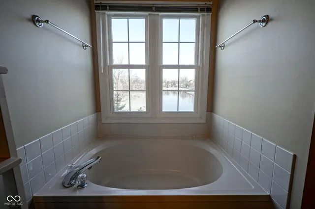 $399,900 | 6626 Manchester Drive, Fishers, IN 46038