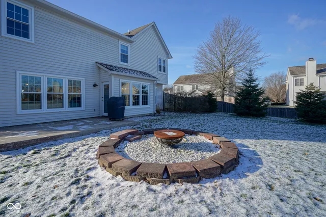 $399,900 | 6626 Manchester Drive, Fishers, IN 46038