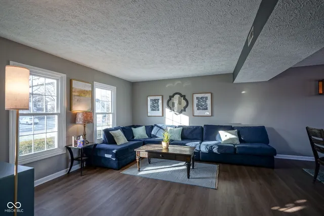 $399,900 | 6626 Manchester Drive, Fishers, IN 46038