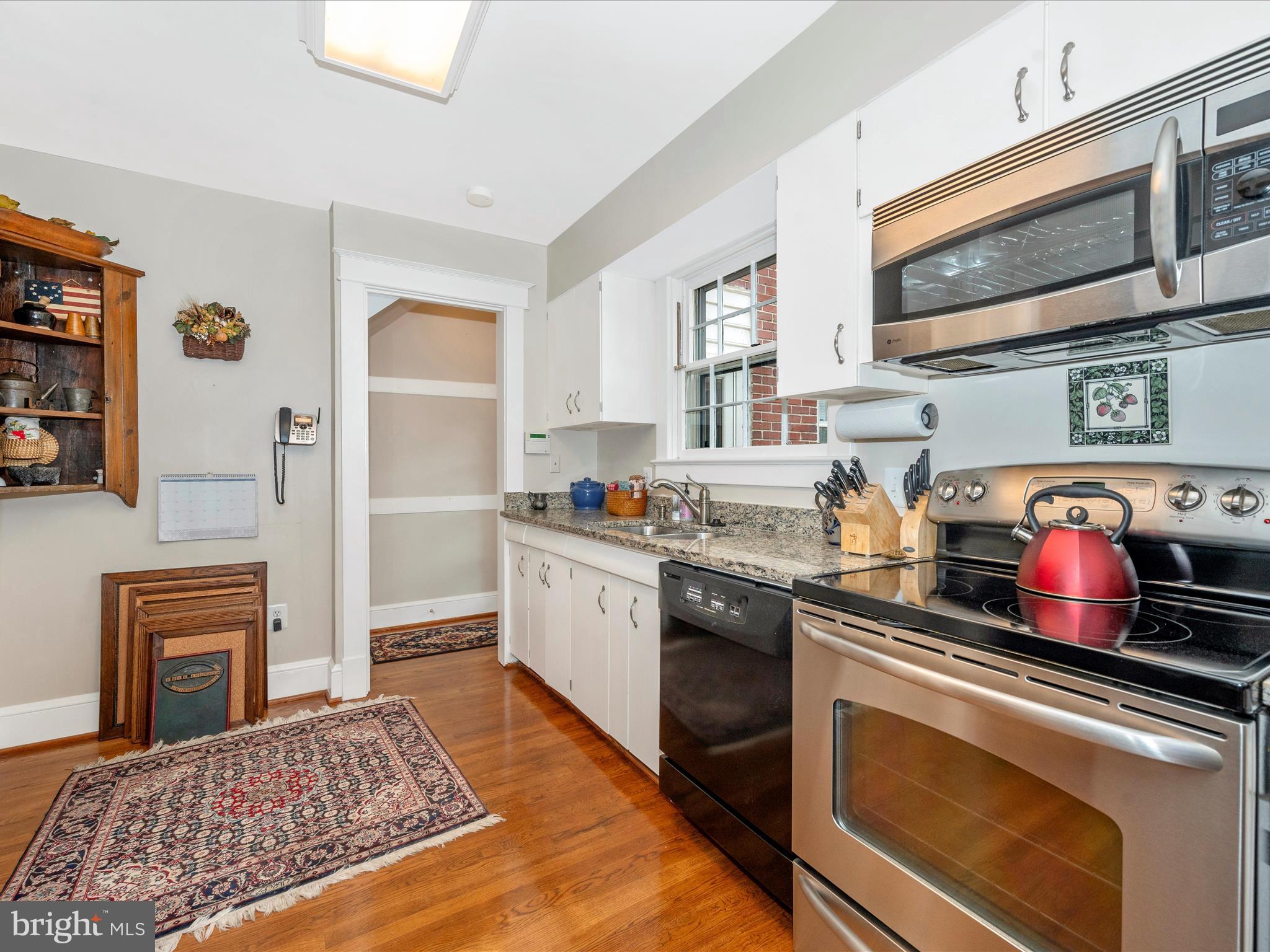 17111 Old Baltimore Road Olney, MD 20832 - Photo 24 of 57 Kitchen