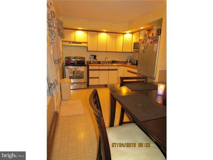 31 Quest Road Levittown, PA 19057 - Photo 12 of 18 Kitchen