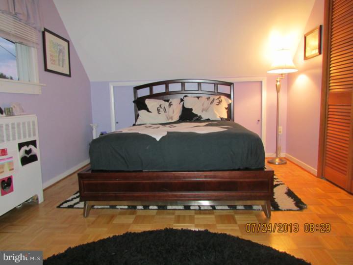 31 Quest Road Levittown, PA 19057 - Photo 13 of 18 Bedroom 4