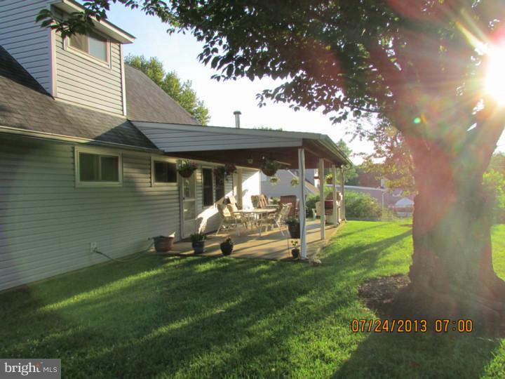 31 Quest Road Levittown, PA 19057 - Photo 18 of 18 Porch