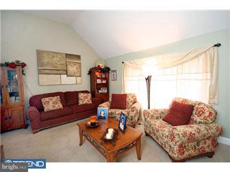 612 Mueller Road Warminster, PA 18974 - Photo 7 of 12 Gallery Image 7