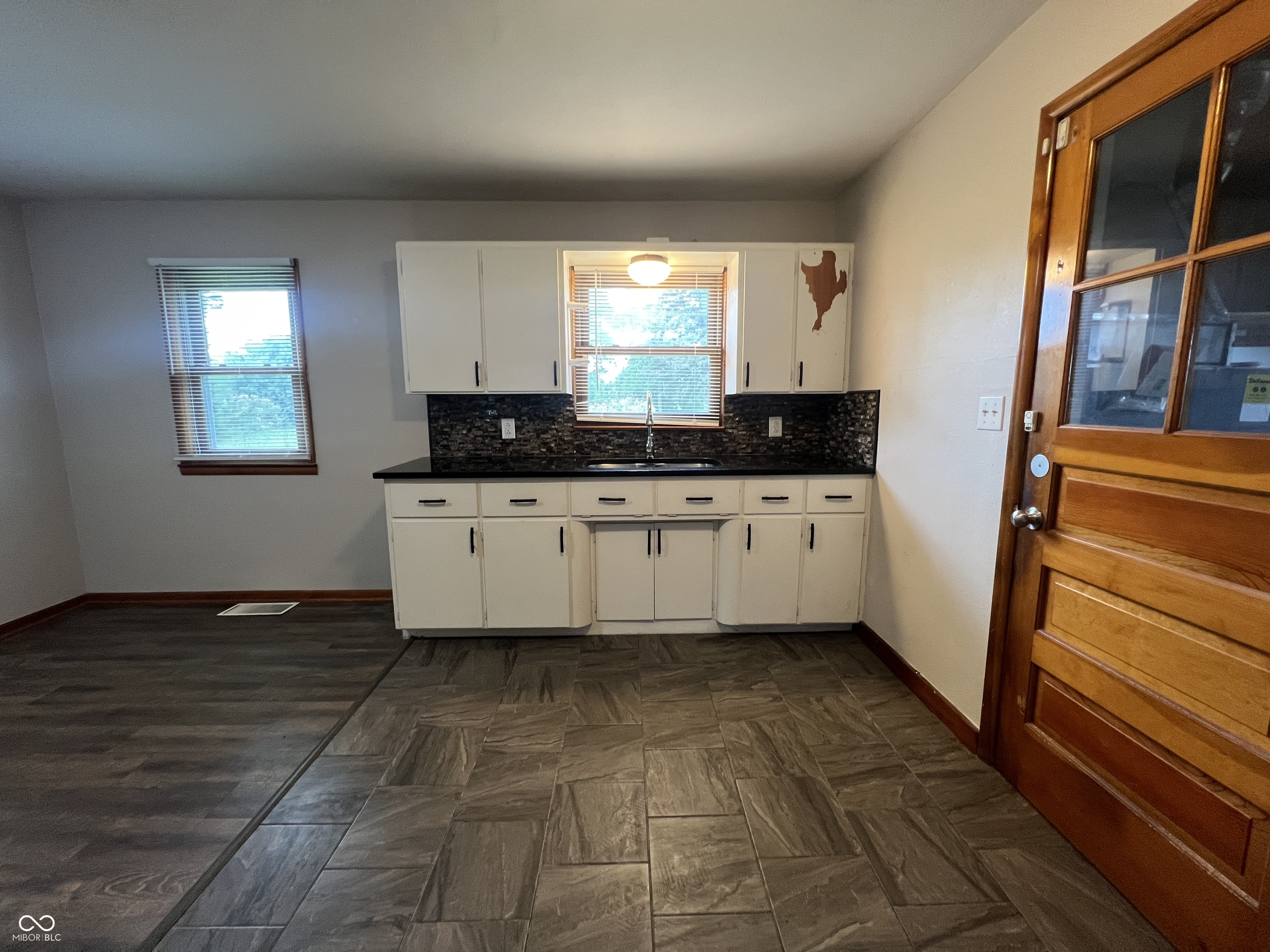 500 West Fuson Road Muncie, IN 47302 - Photo 6 of 39