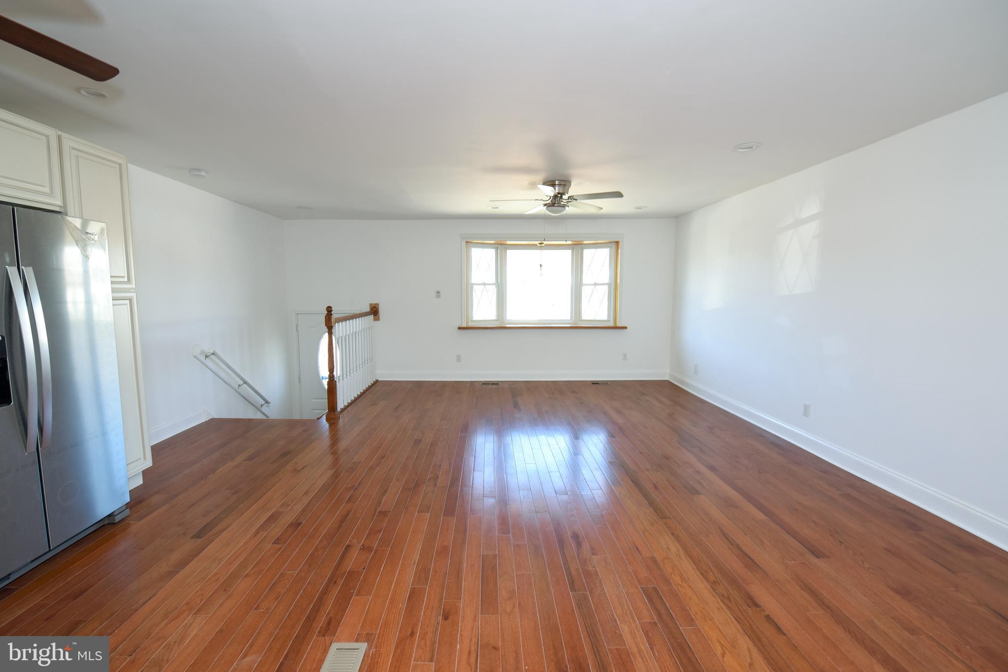 11933 Farwell Road Philadelphia, PA 19154 - Photo 5 of 22 Gallery Image 5