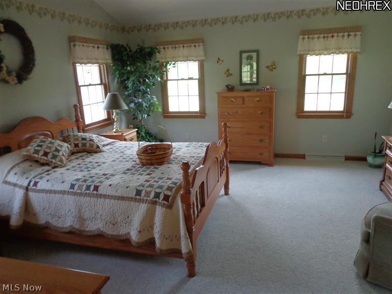 2164 Scenic View Road Southwest New Philadelphia, OH 44663 - Photo 6 of 21 Gallery Image 6