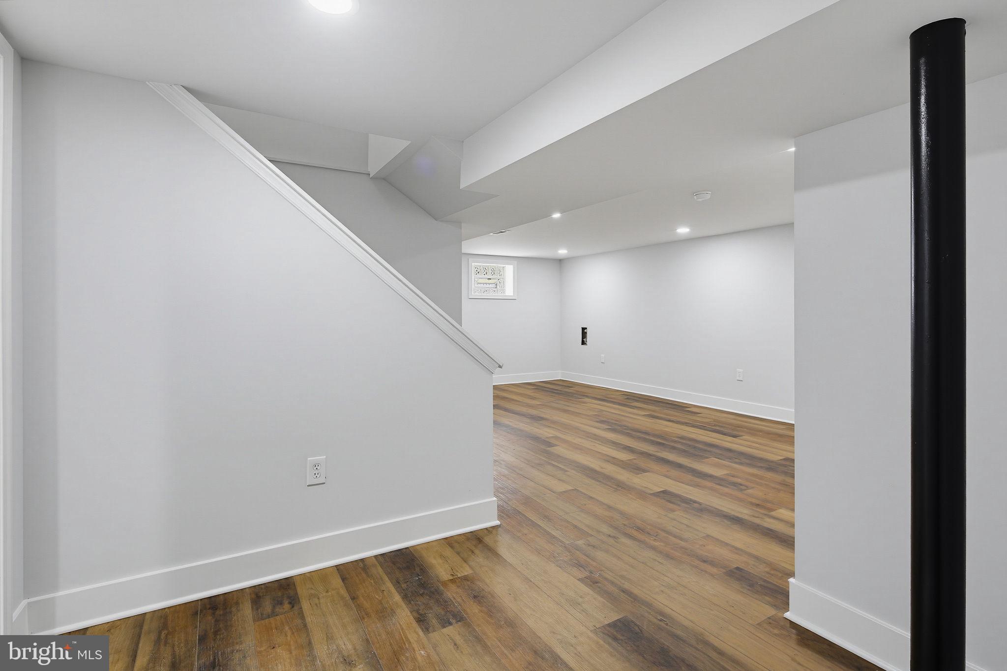 323 3rd Avenue Baltimore, MD 21227 - Photo 24 of 37