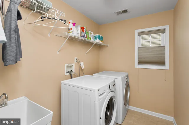 $839,900 | 5 Susannah Drive, Chesterfield, NJ 08515