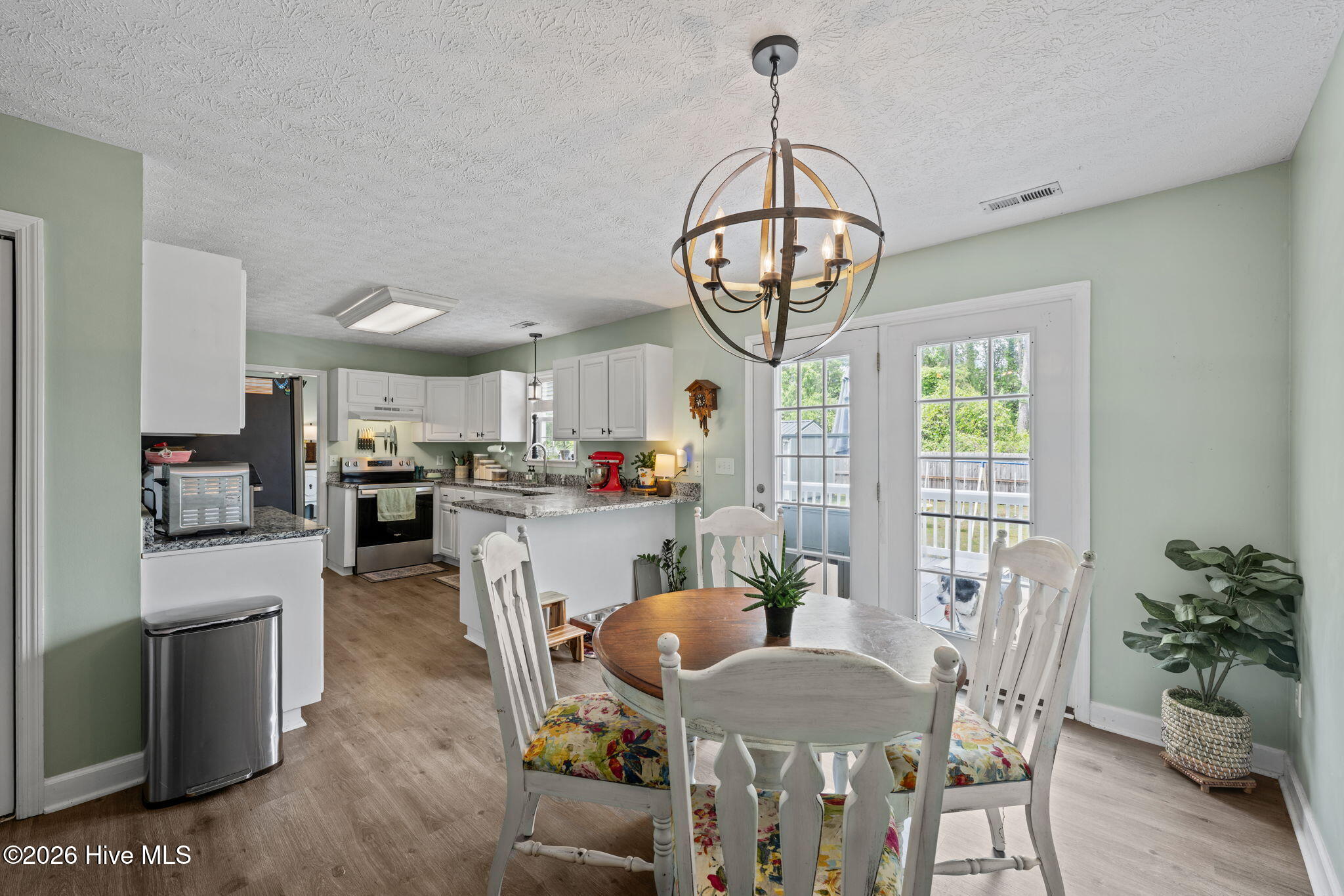 615 Fox Ridge Court Havelock, NC 28532 - Photo 24 of 40 breakfast nook/ dining room