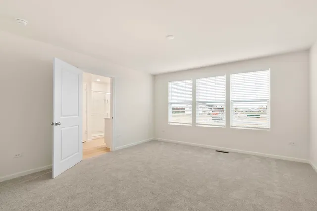 $3,100 | 660 Switchgrass Way, Unit 58002, Bolingbrook, IL 60490