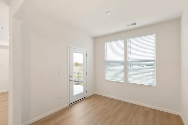 $3,100 | 660 Switchgrass Way, Unit 58002, Bolingbrook, IL 60490