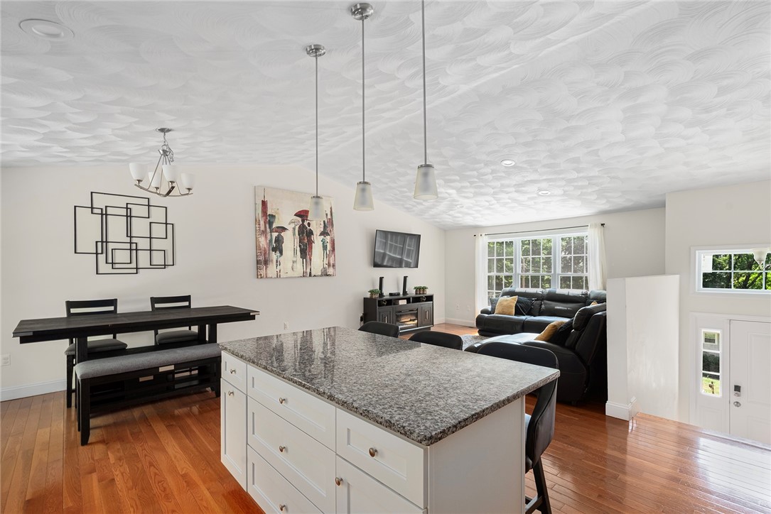 15 Birch Road Cumberland, RI 02864 - Photo 10 of 31