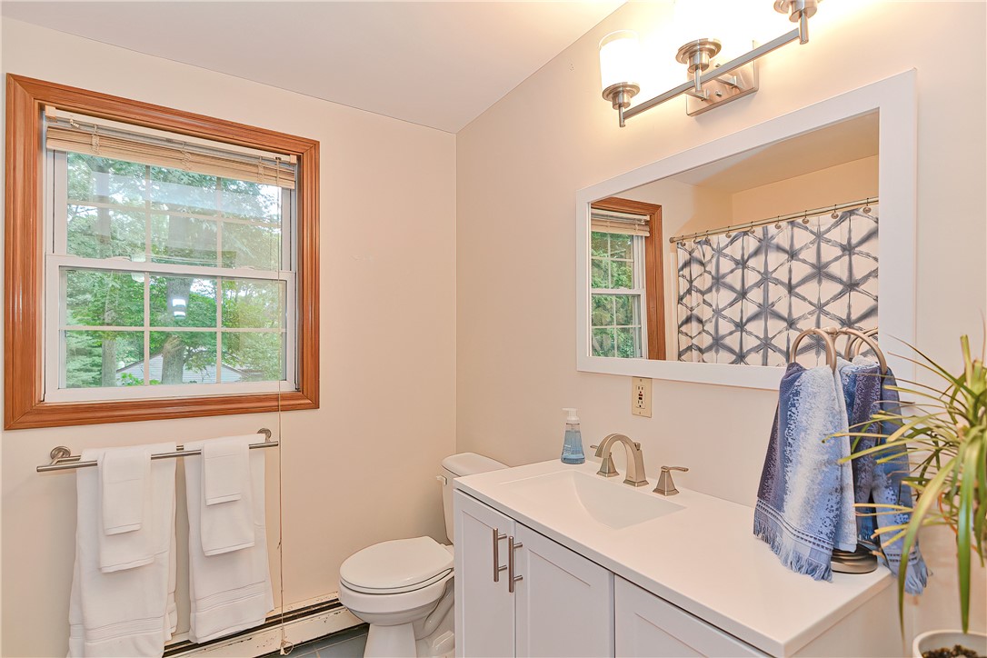 4 Cranberry Road Warren, RI 02885 - Photo 21 of 46 Gallery Image 21