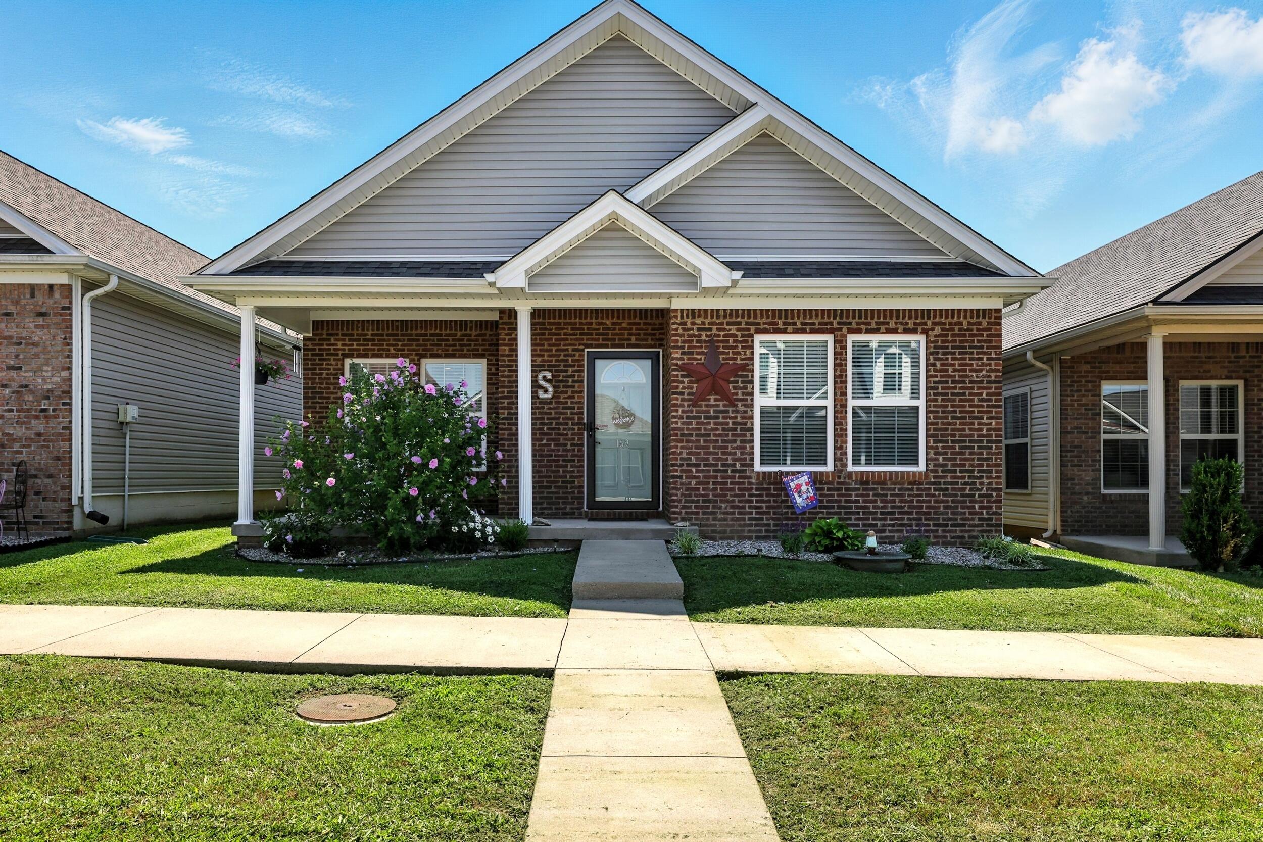 169 Ridge View Road Versailles, KY 40383 - Photo 2 of 19 169 Ridge View Rd.