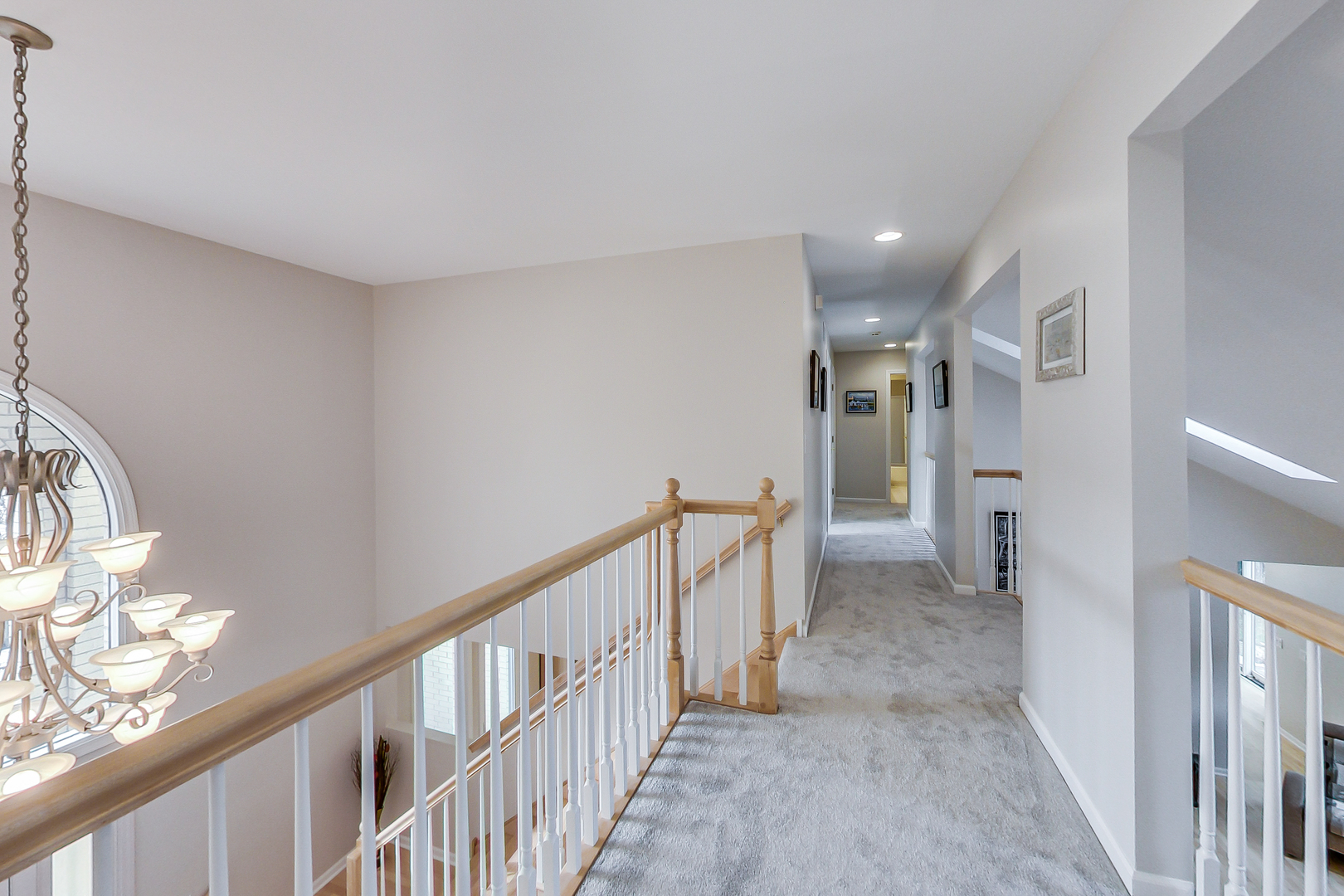 790 Edgemere Road Buffalo Grove, IL 60089 - Photo 19 of 42 a view of hallway with stairs
