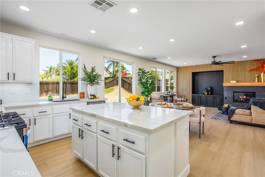 25264 Drake Drive Moreno Valley, CA 92553 - Photo 10 of 42 LIVING AREA