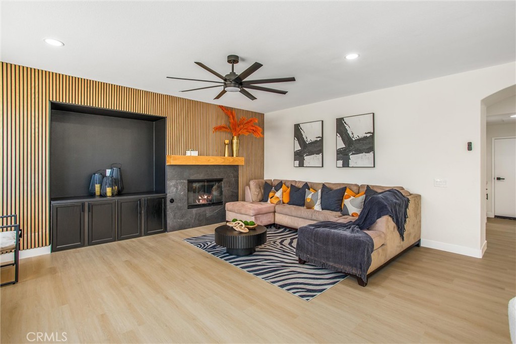 25264 Drake Drive Moreno Valley, CA 92553 - Photo 17 of 42 FAMILY ROOM