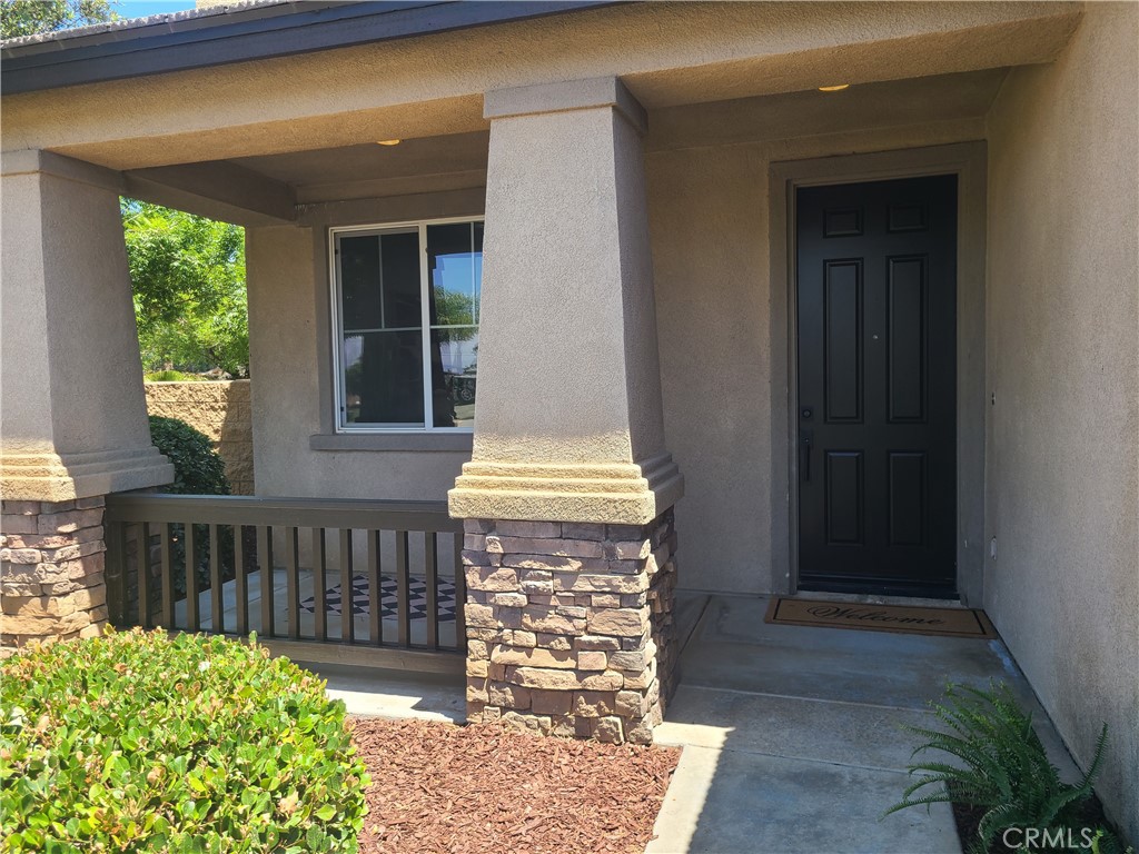25264 Drake Drive Moreno Valley, CA 92553 - Photo 39 of 42 FRONT PORCH