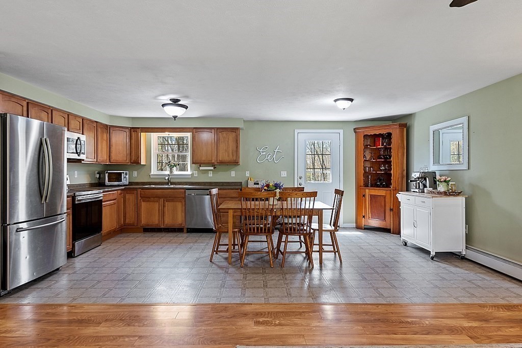302 Old Keene Road Athol, MA 01331 - Photo 3 of 31 Gallery Image 3