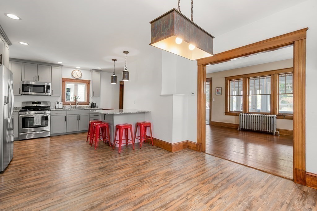 75 Florence Road Waltham, MA 02453 - Photo 6 of 26