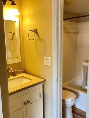 $1,000 | 1103 Cypress Gardens Boulevard, Unit C106, Winter Haven, FL 33884