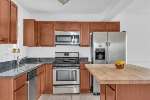 $459,000 | 14 Barnsdale Road, East Providence, RI 02914